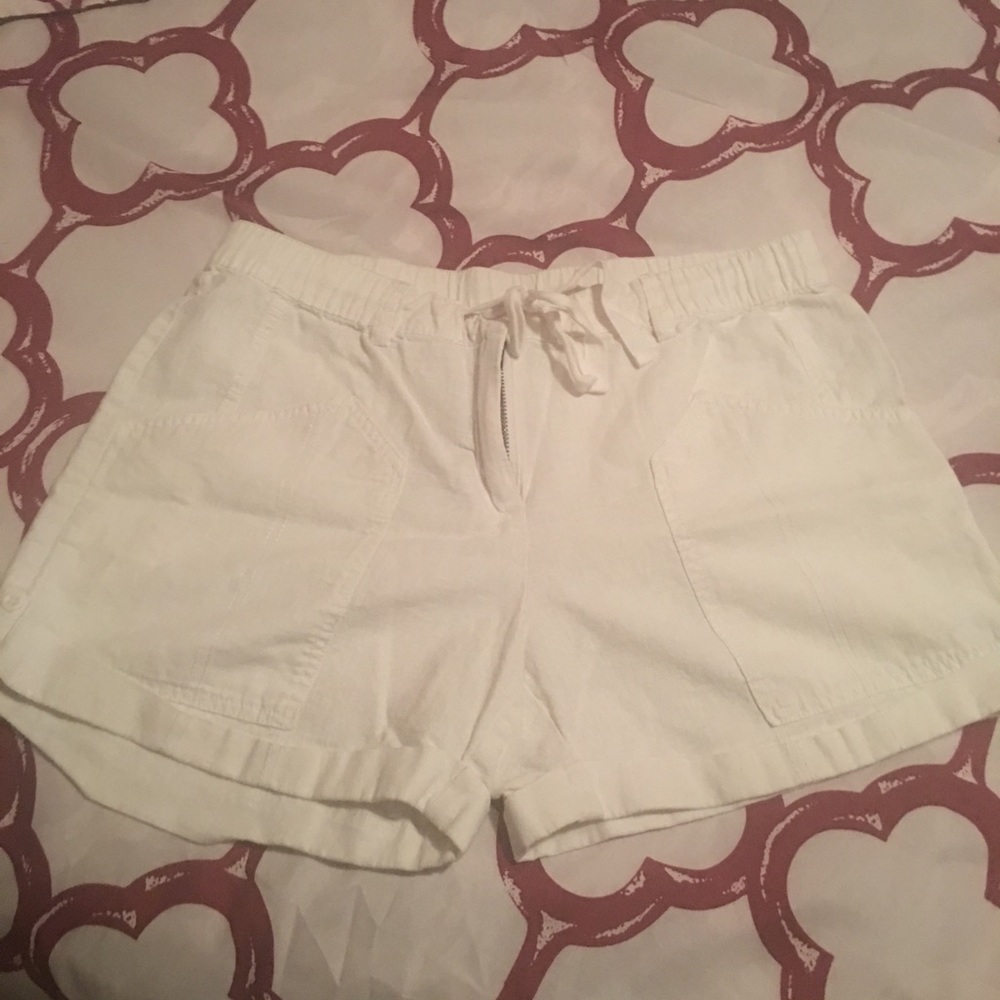 NY&C linen shorts